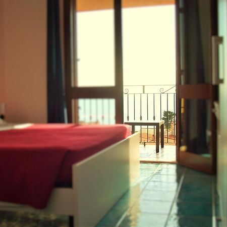Hotel Bellavista S'Archittu Ruang foto