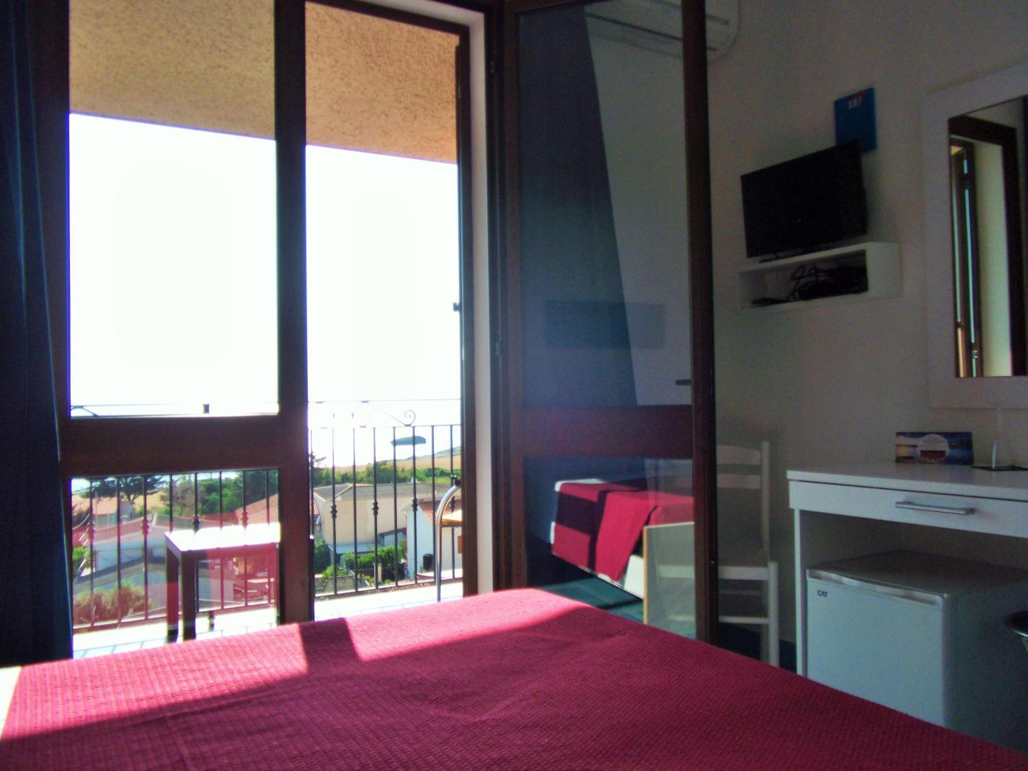 Hotel Bellavista S'Archittu Ruang foto