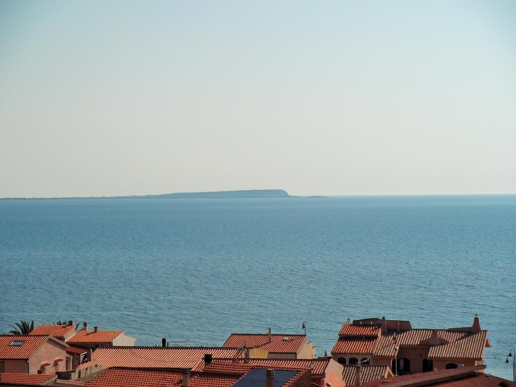 Hotel Bellavista S'Archittu Bagian luar foto