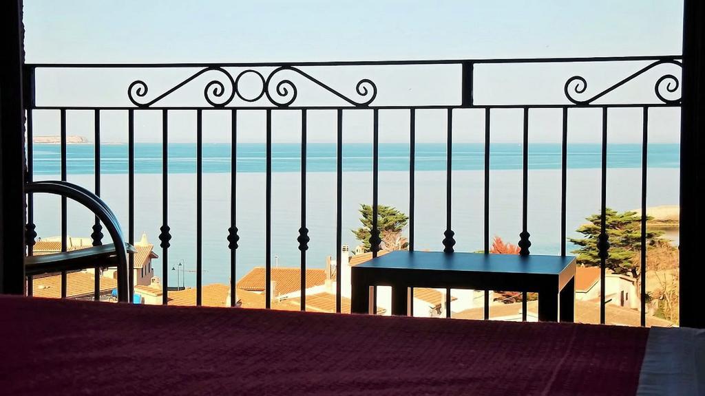 Hotel Bellavista S'Archittu Ruang foto