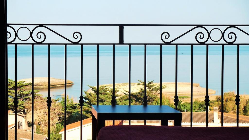 Hotel Bellavista S'Archittu Ruang foto