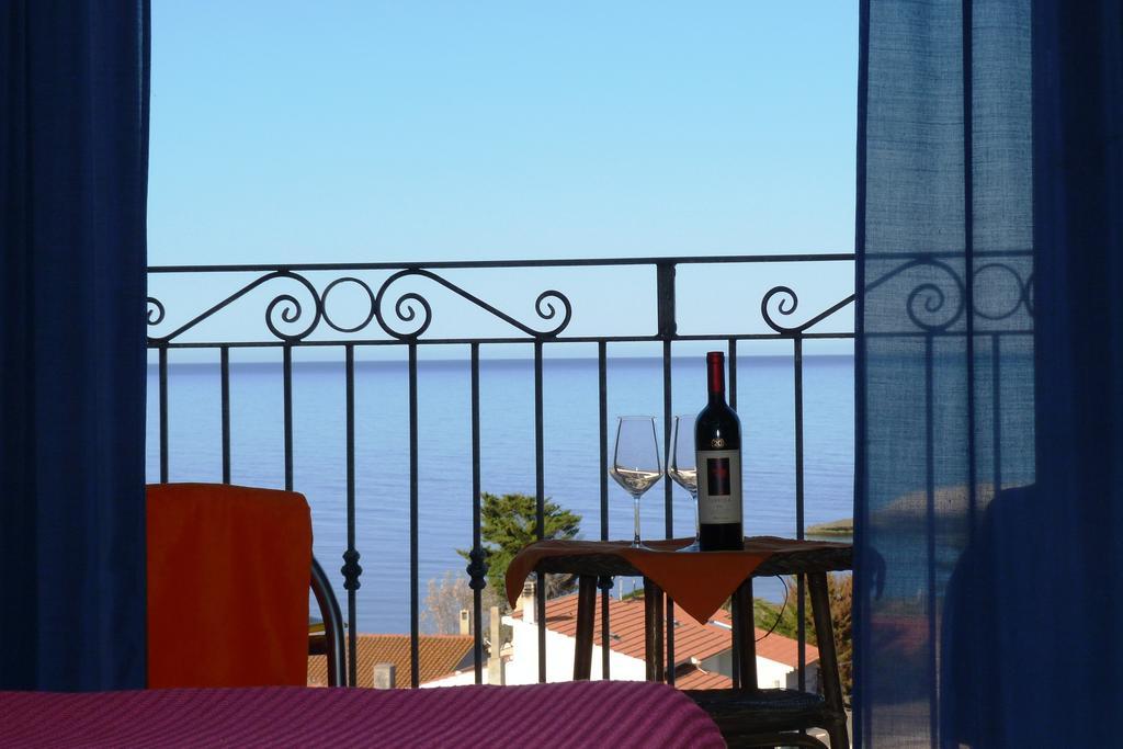 Hotel Bellavista S'Archittu Ruang foto