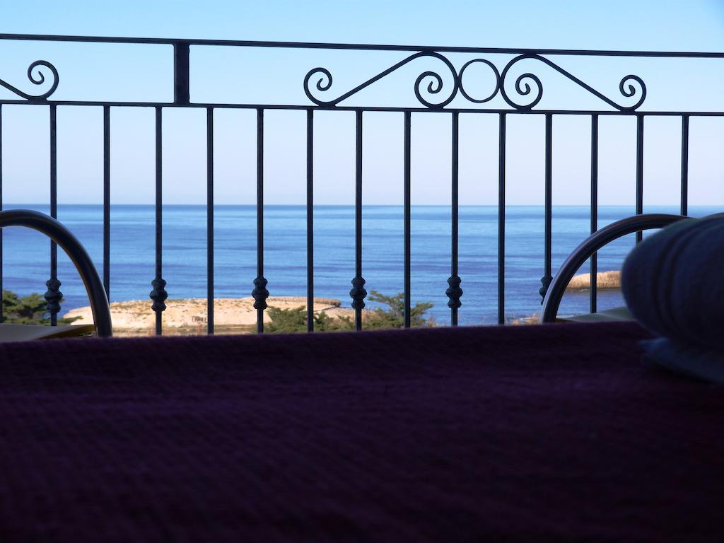 Hotel Bellavista S'Archittu Ruang foto