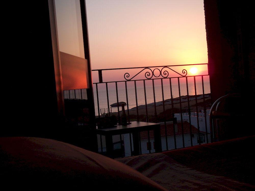 Hotel Bellavista S'Archittu Bagian luar foto